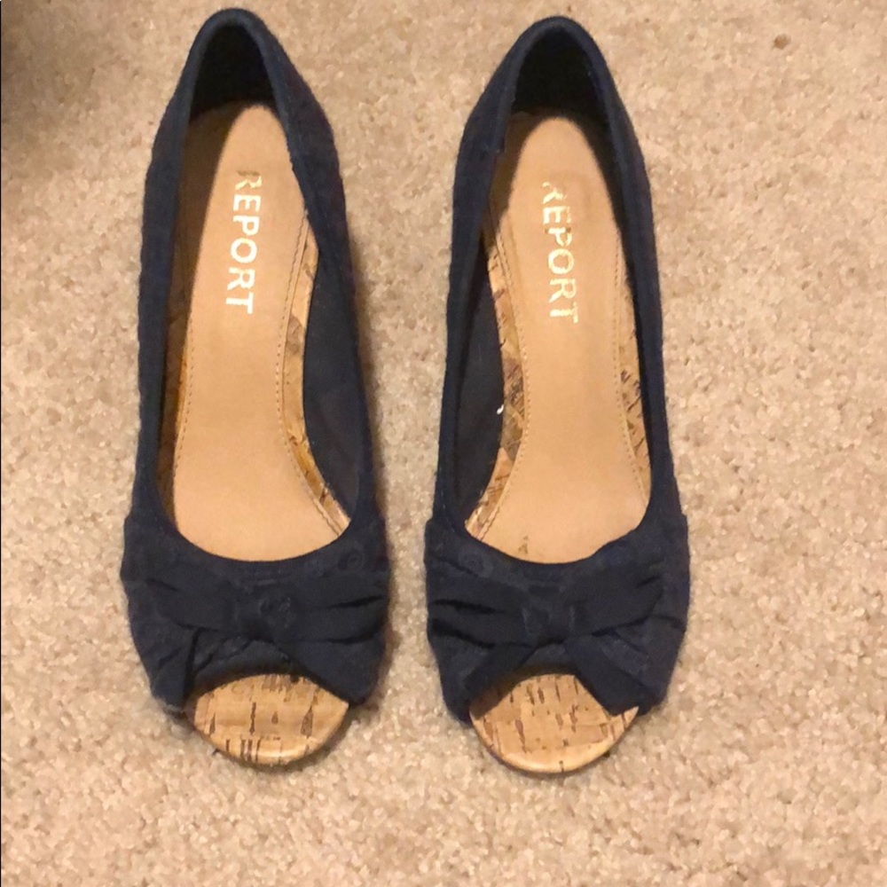 Peep toe wedge heel